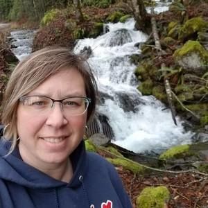 Meet your Posher, Lori